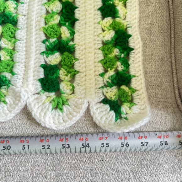 VTG 1970s Emerald Green And Cream Crochet Knitted Afghan Throw Blanket 57” X 69” - Picture 4 of 5